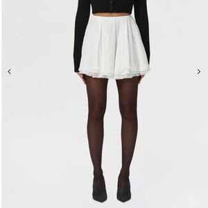 Naked wardrobe White Chiffon Pleated Skater Skirt sz small